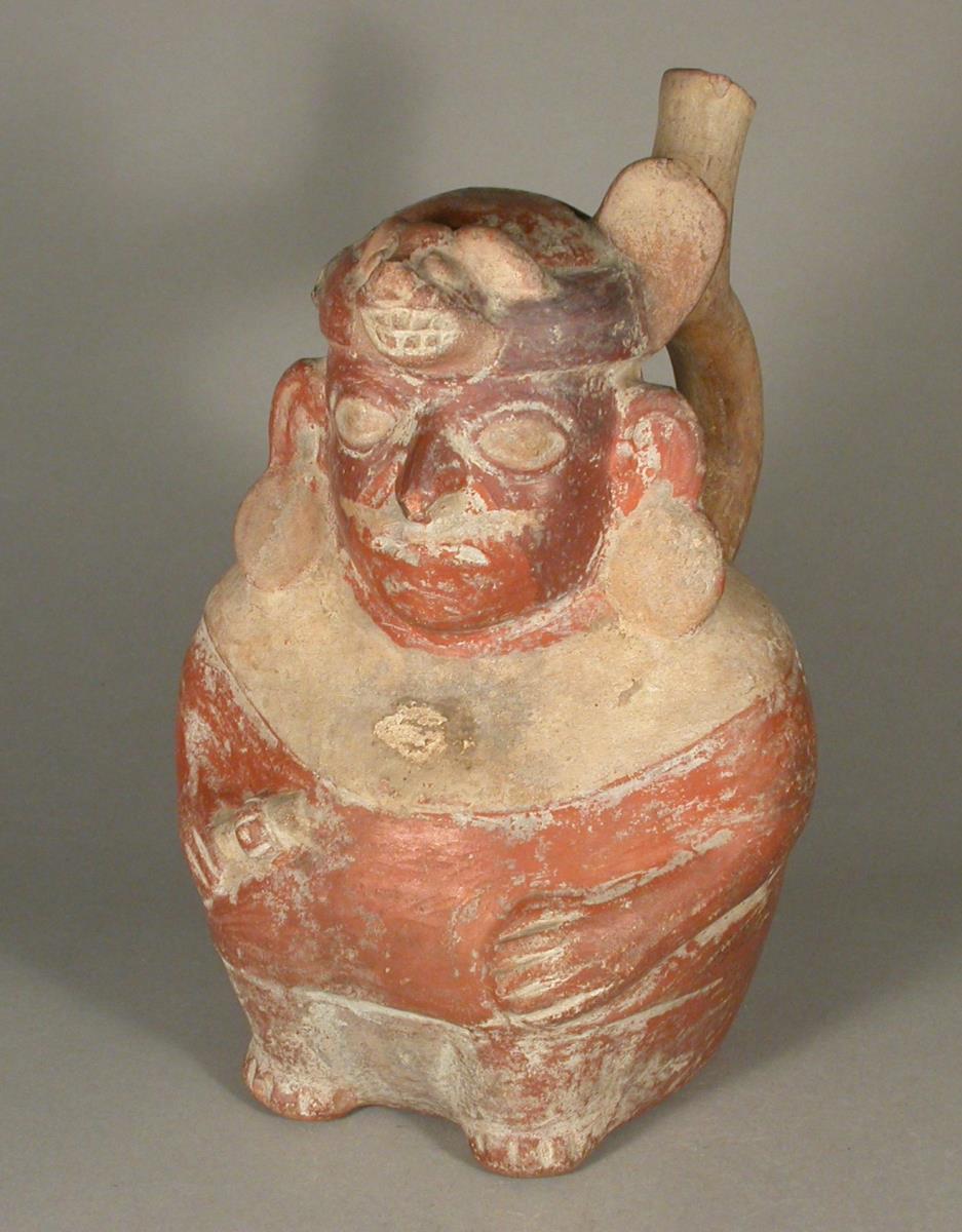 Stehende anthropomorphe Figur