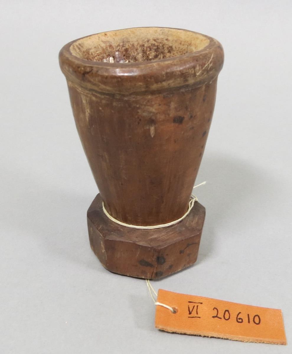 VI 20610
