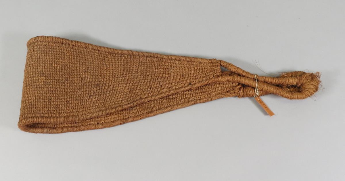 tau (laut Kubary)