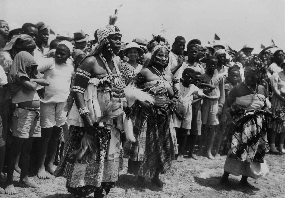 Brazzaville. Tam-tam du dimanche à Poto-Poto