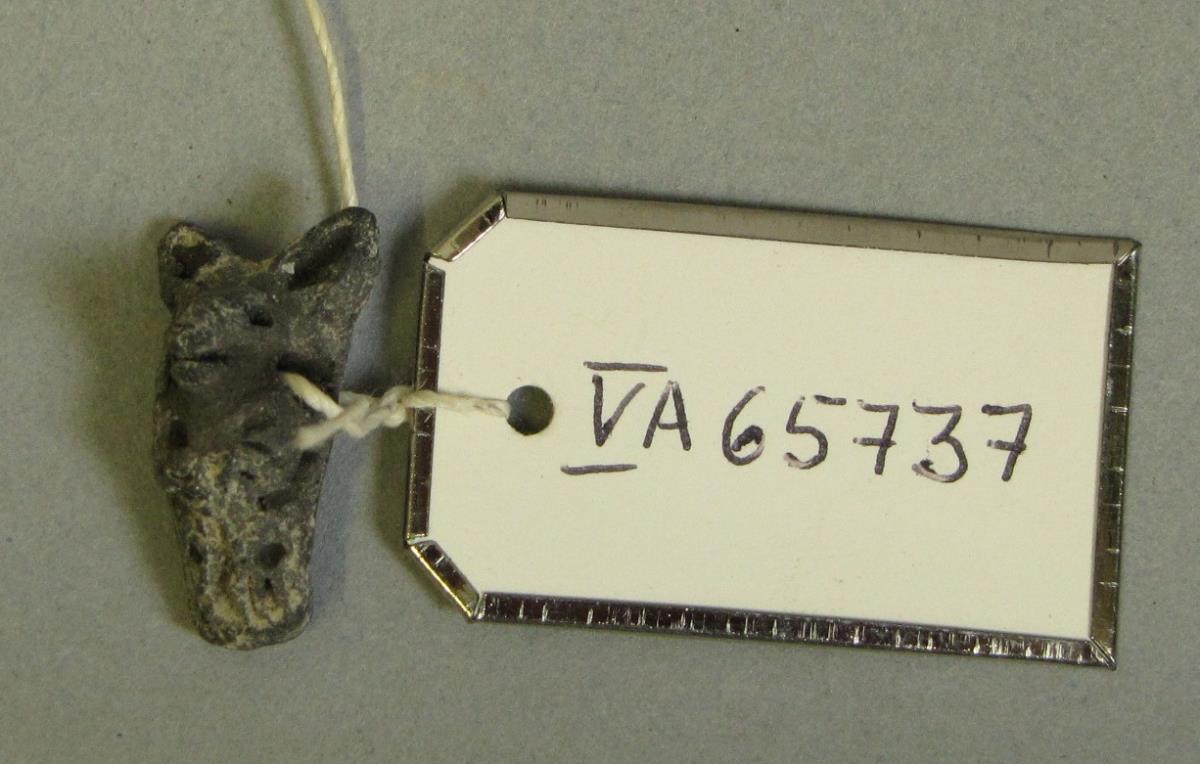 V A 65737