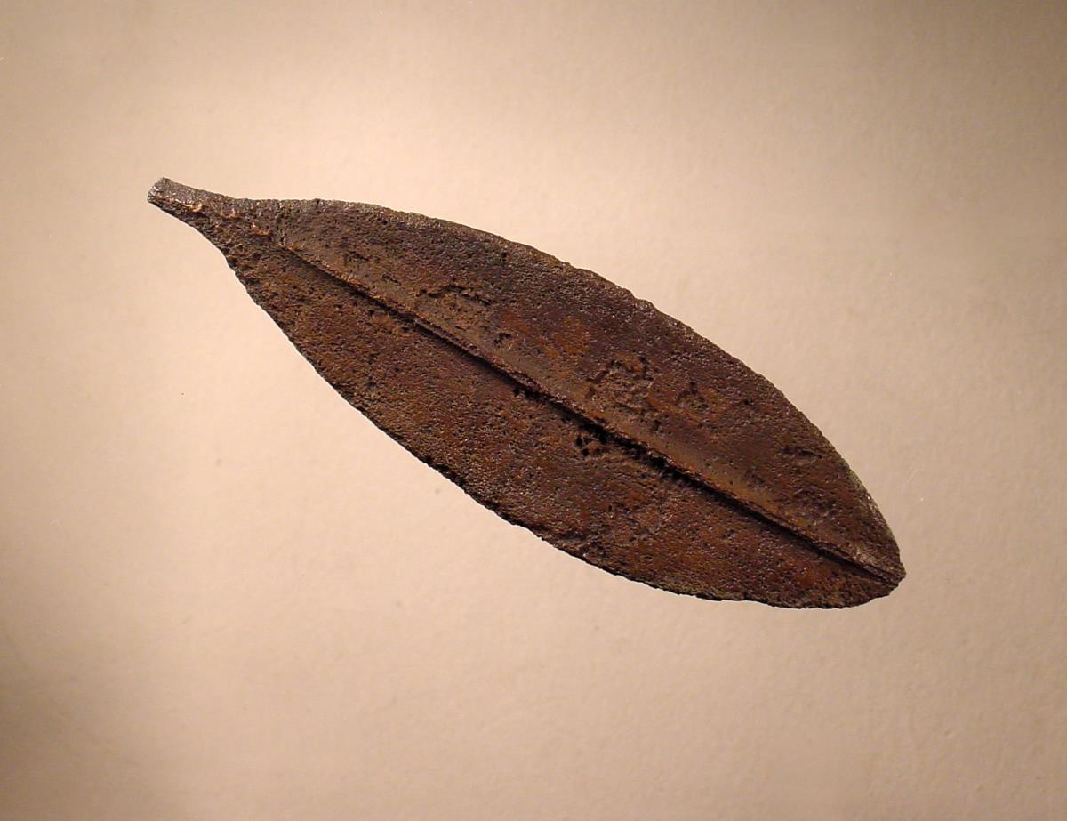Olivenblatt (Teil einer Bronzestatue?)