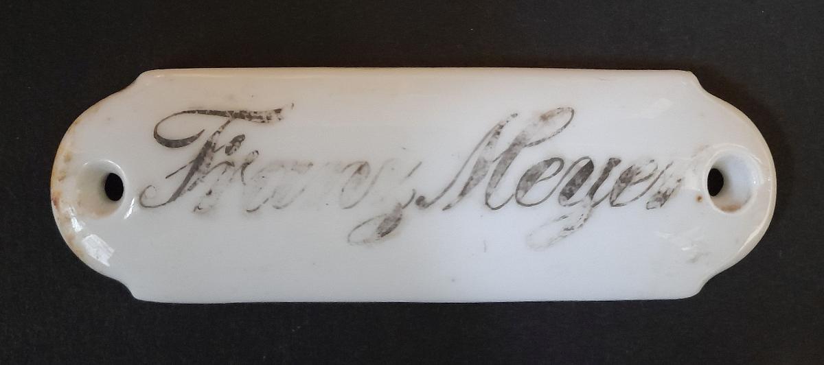 Namensschild "Franz Meyer"