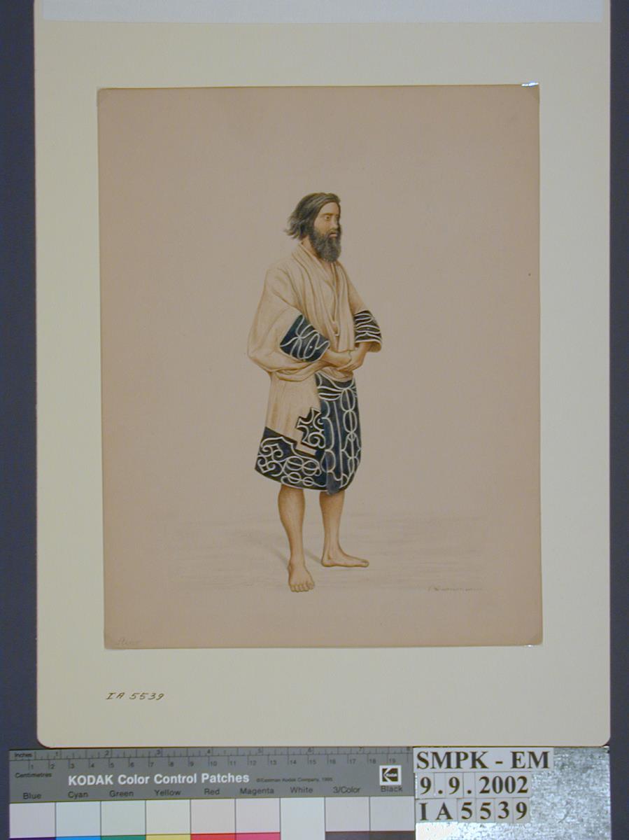 Stehender Ainu, angetan mit einem 3/4-Mantel.