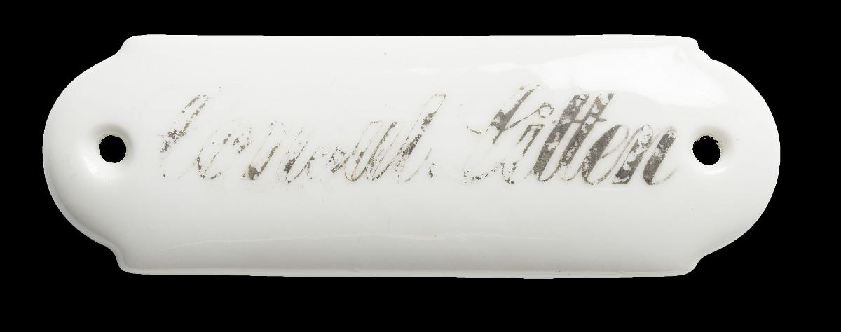 Namensschild "Conrad Litten"