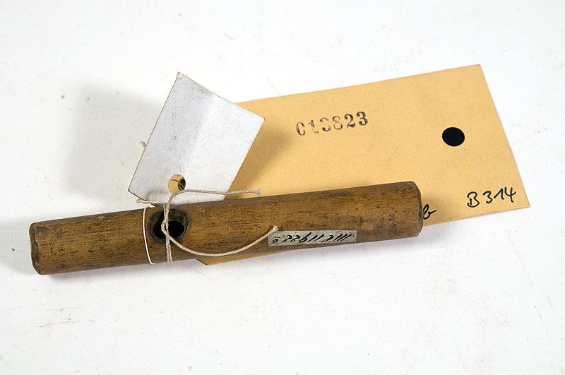 III C 11922 b