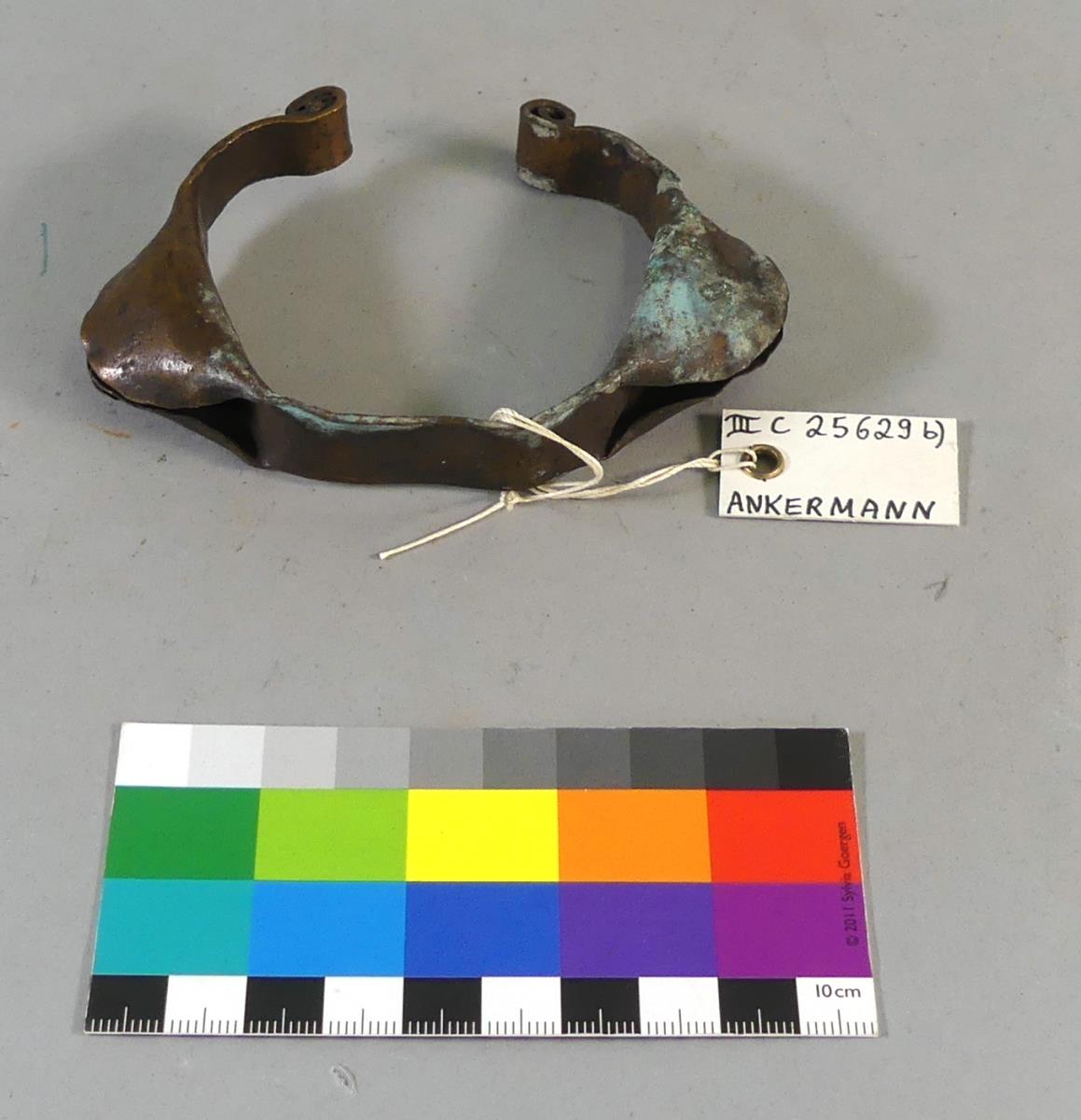 III C 25629 a,b