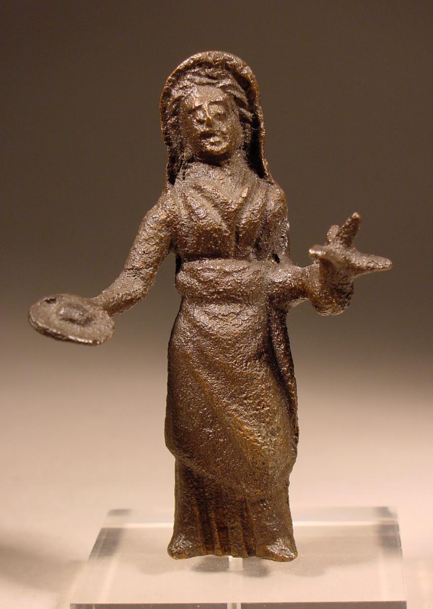 Statuette einer Priesterin