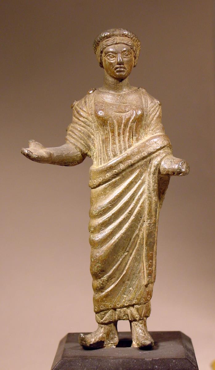 Mädchenstatuette