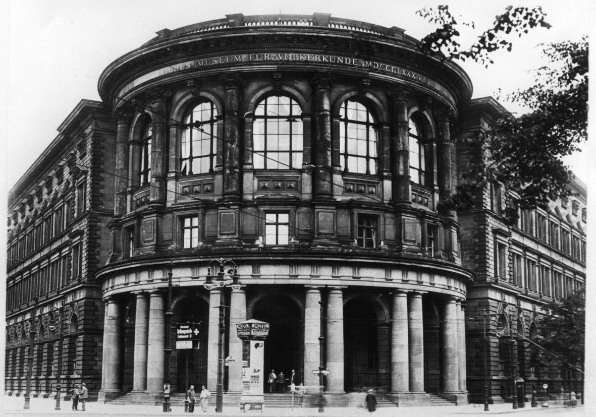 Königliches Museum für Völkerkunde in der Königgrätzer Strasse, Ecke Prinz- Albrecht-Straße, Berlin; erbaut 1880-1886
