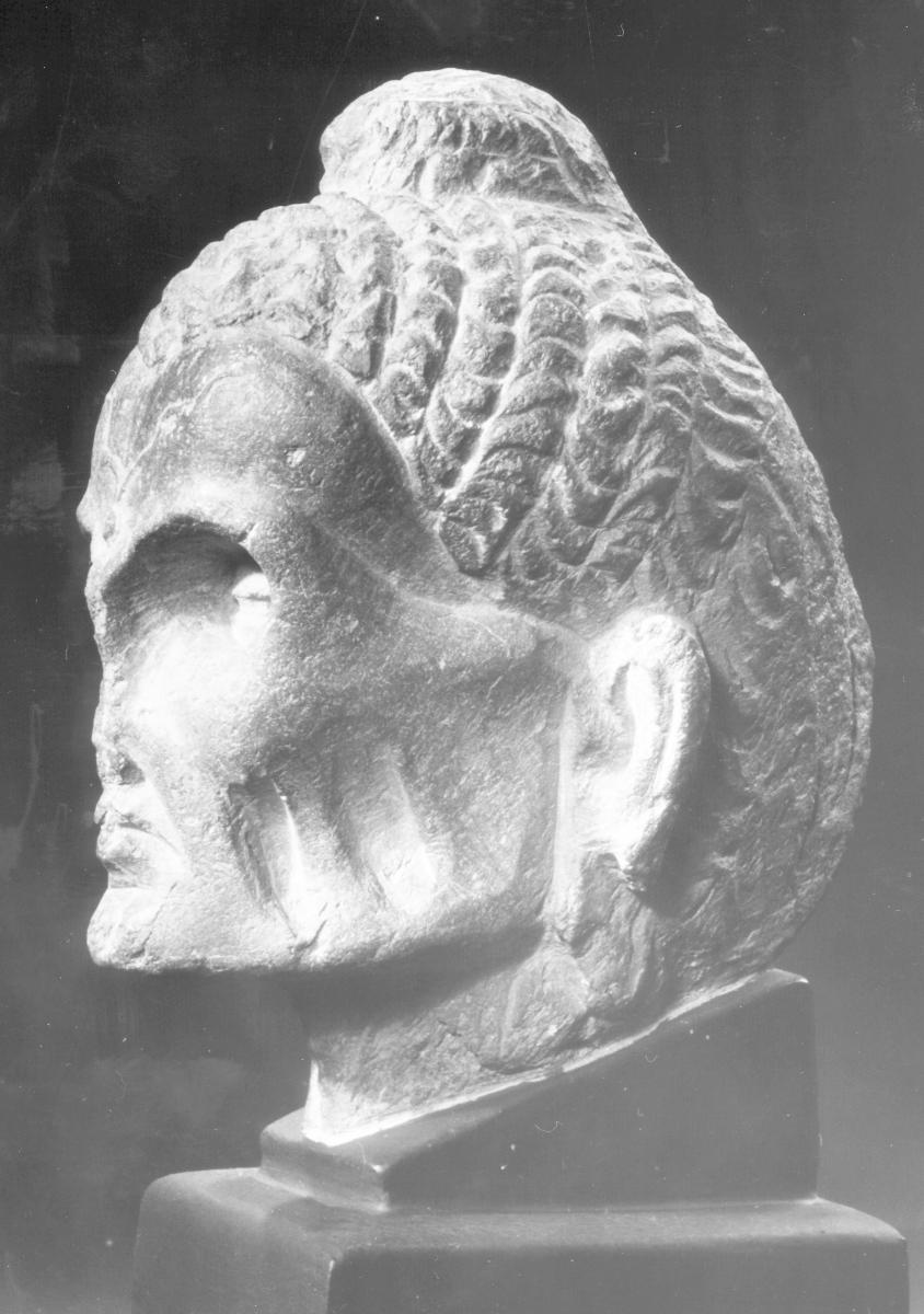 Kopf eines fastenden Buddha