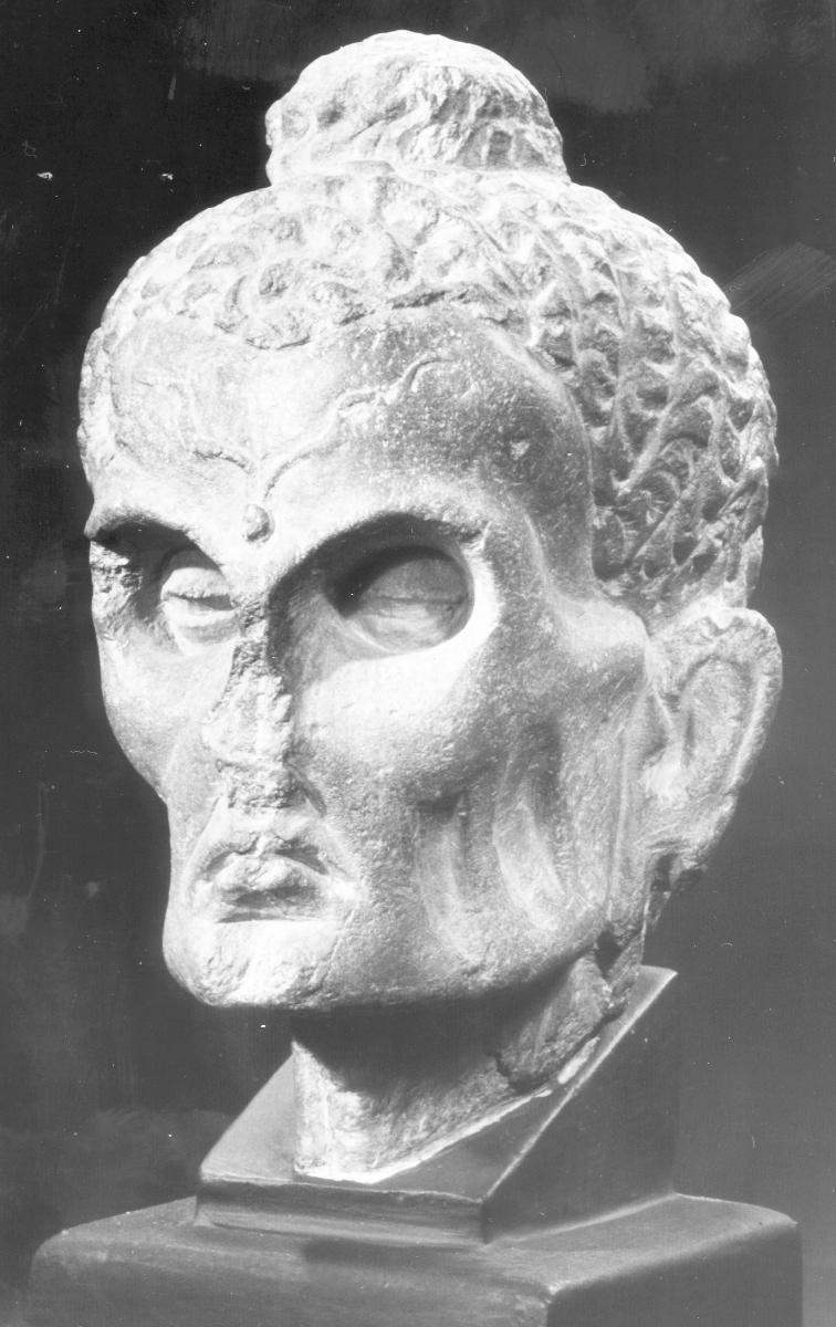 Kopf eines fastenden Buddha