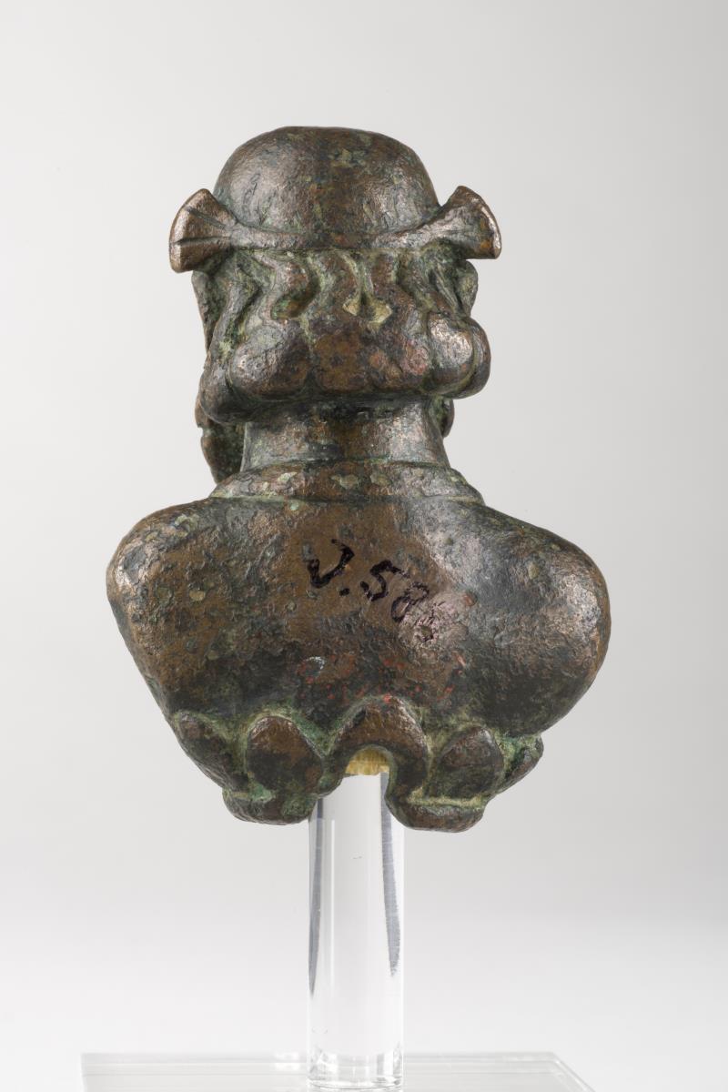 I. 588