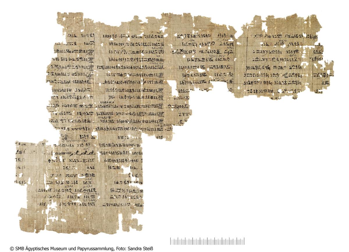 Hieratischer Papyrus mit einem Onomastikon (Pap. Berlin P 7809 + P 7810, + Louvre AF 11112)