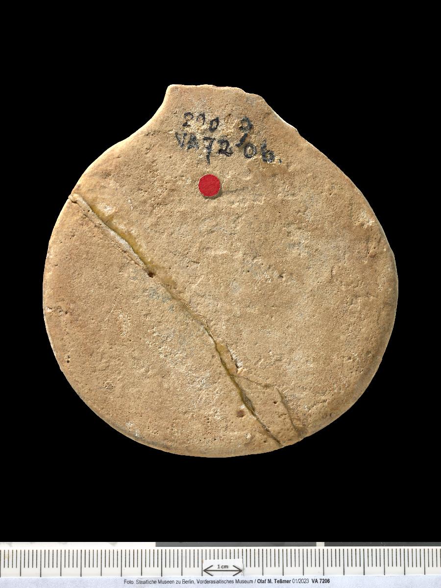 runder Deckel mit abgebrochener Öse