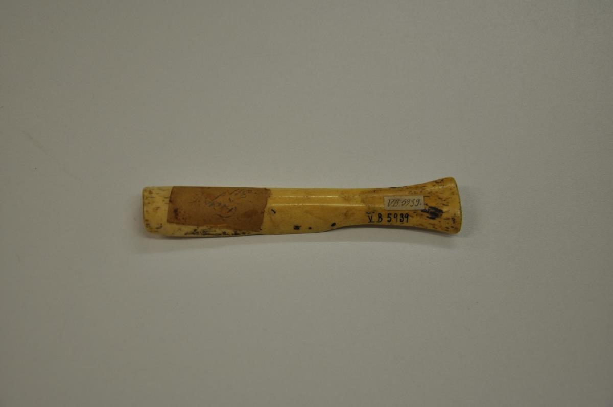V B 5939