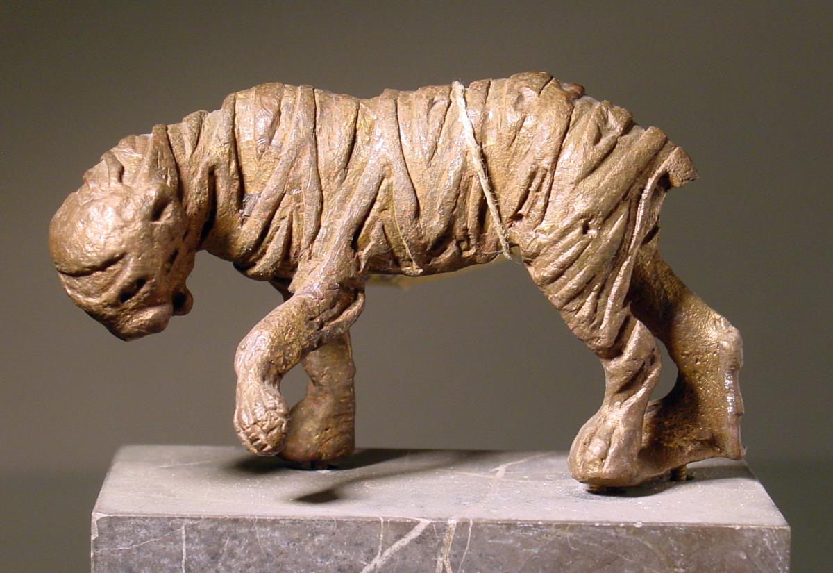 Römische Statuette eines schreitenden Tigers