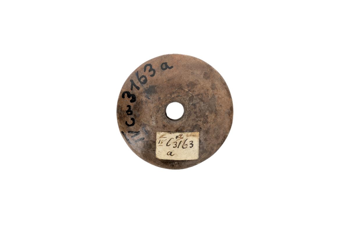 IV Ca 3163 a