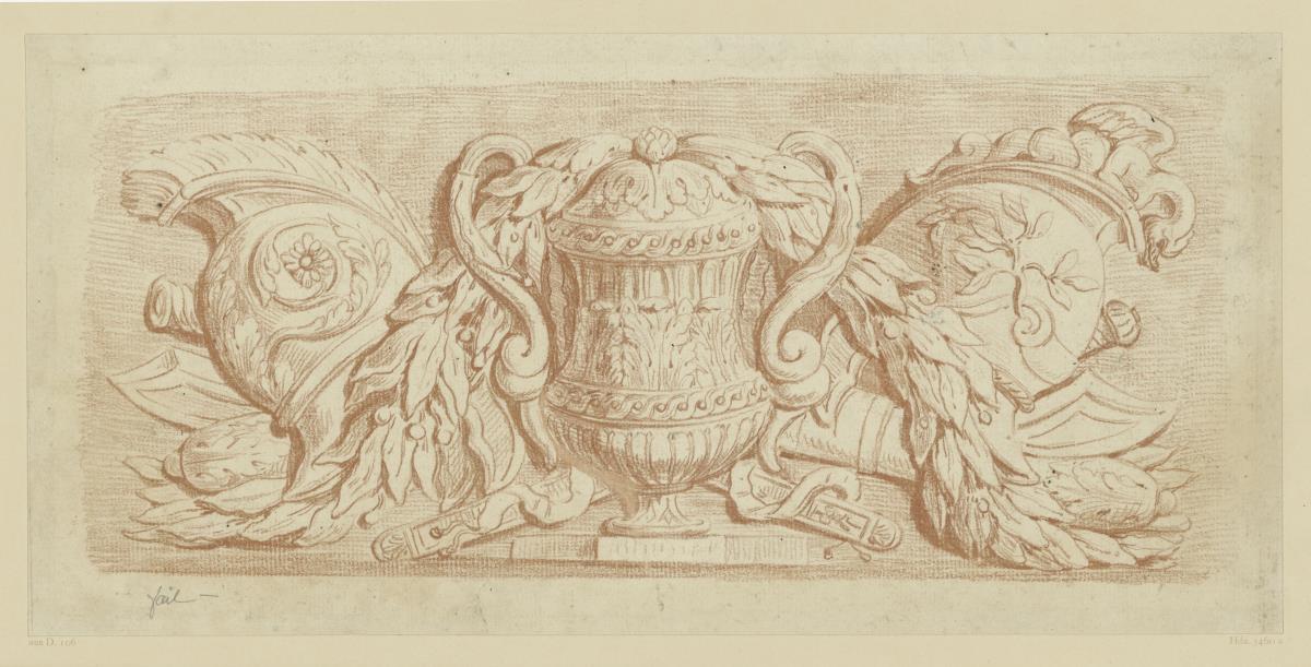 Bekrönungsstück aus Trophäen mit Girlande und Vase