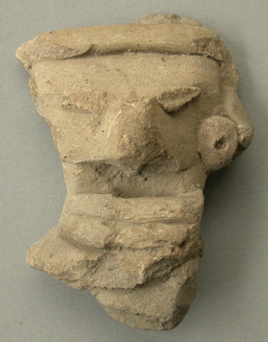IV Ca 42920 b