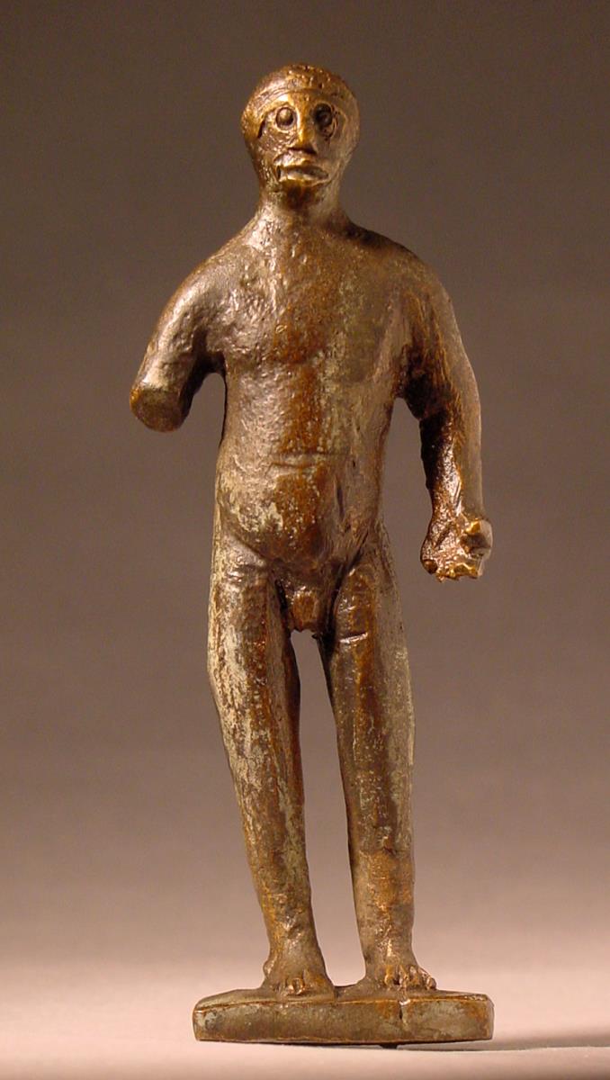 Nackte männliche Statuette, der rechte Arm abgebrochen