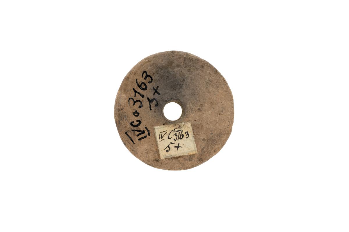 IV Ca 3163 s (1 x +)