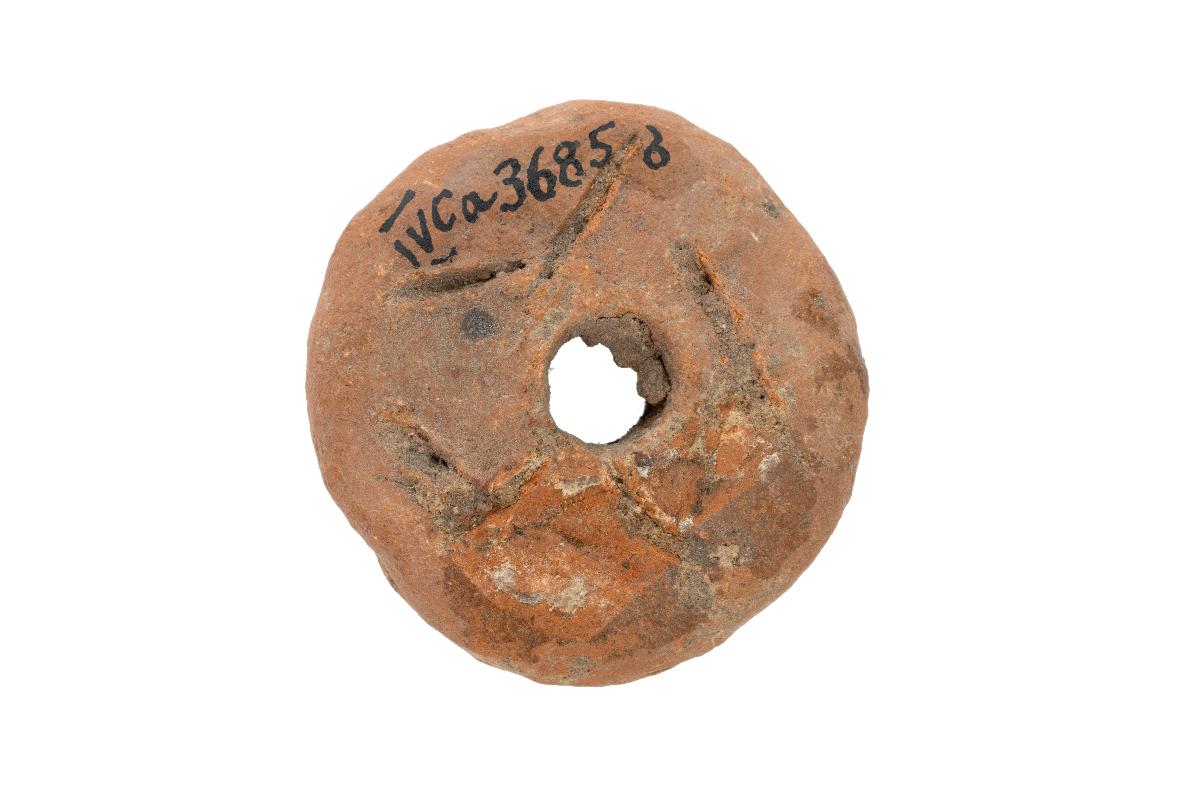 IV Ca 3685 b