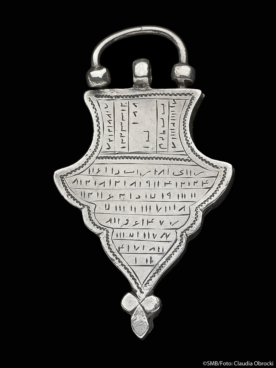 I B 14640