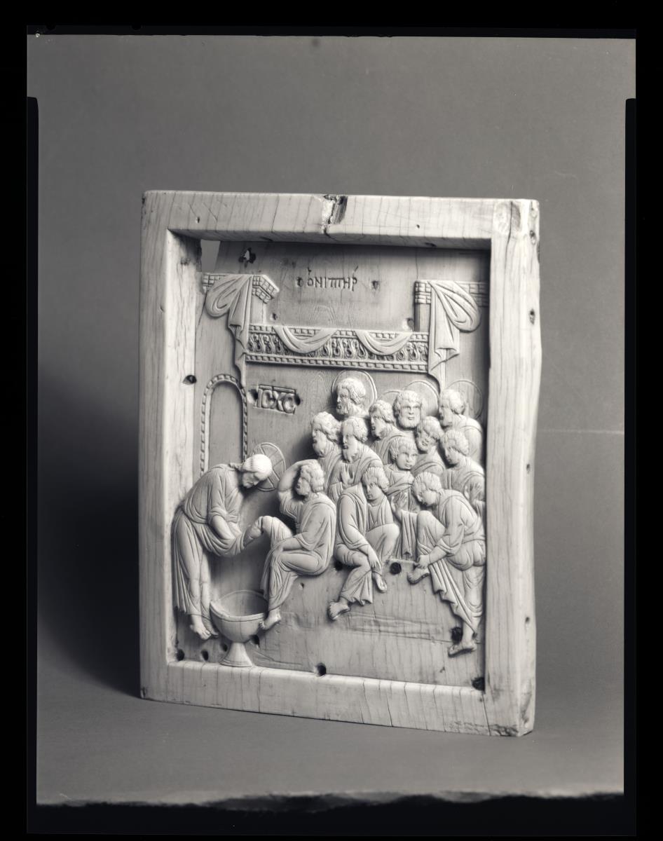 Relieftafel mit der Fußwaschung Christi
