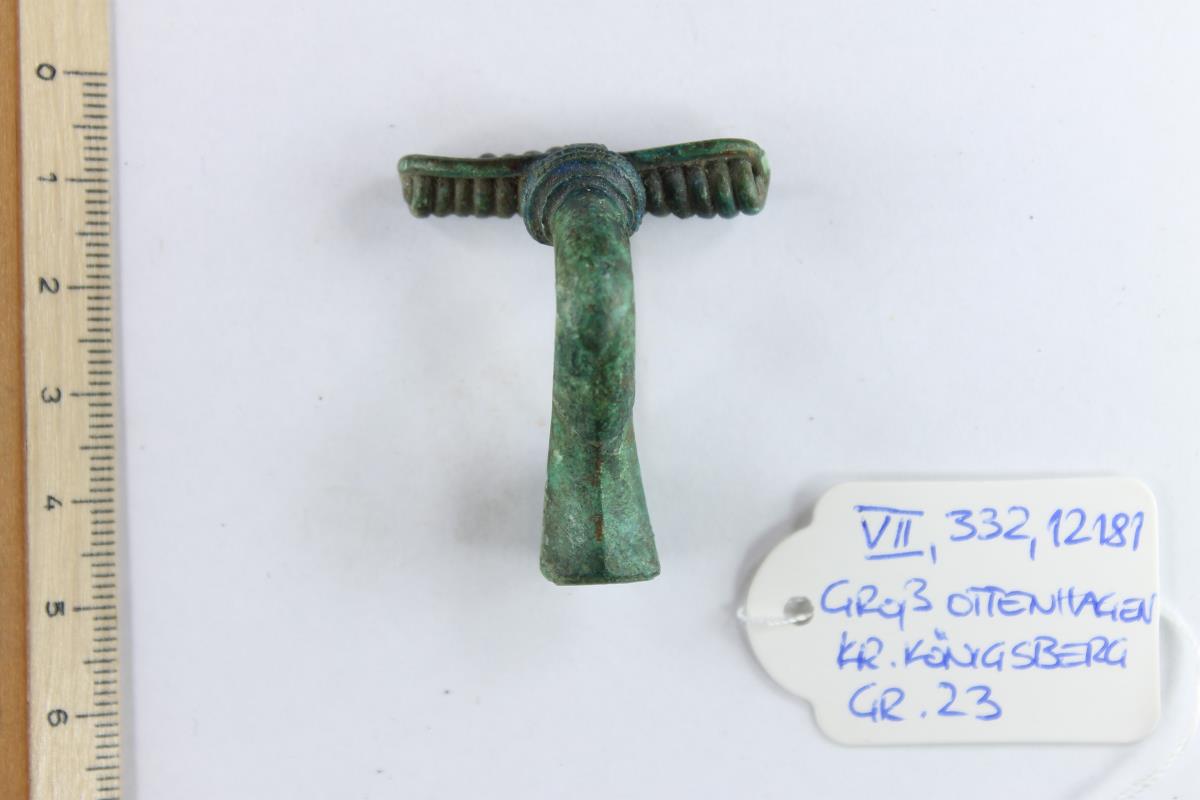 Bronzefibel