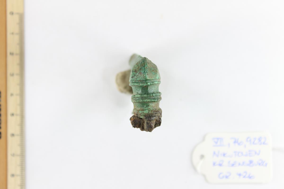 Kniefibel