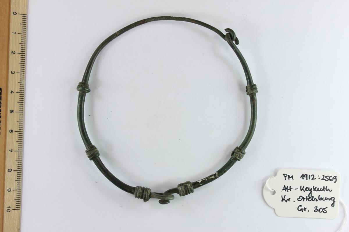 Halsring