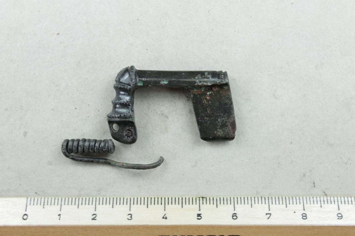 Kniefibel