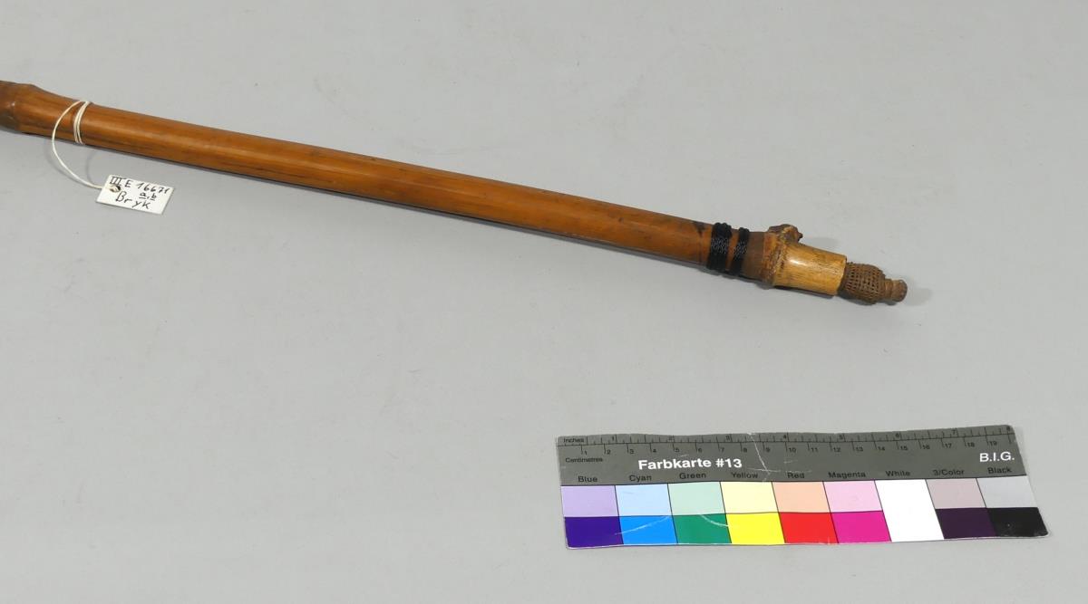III E 16671 a,b