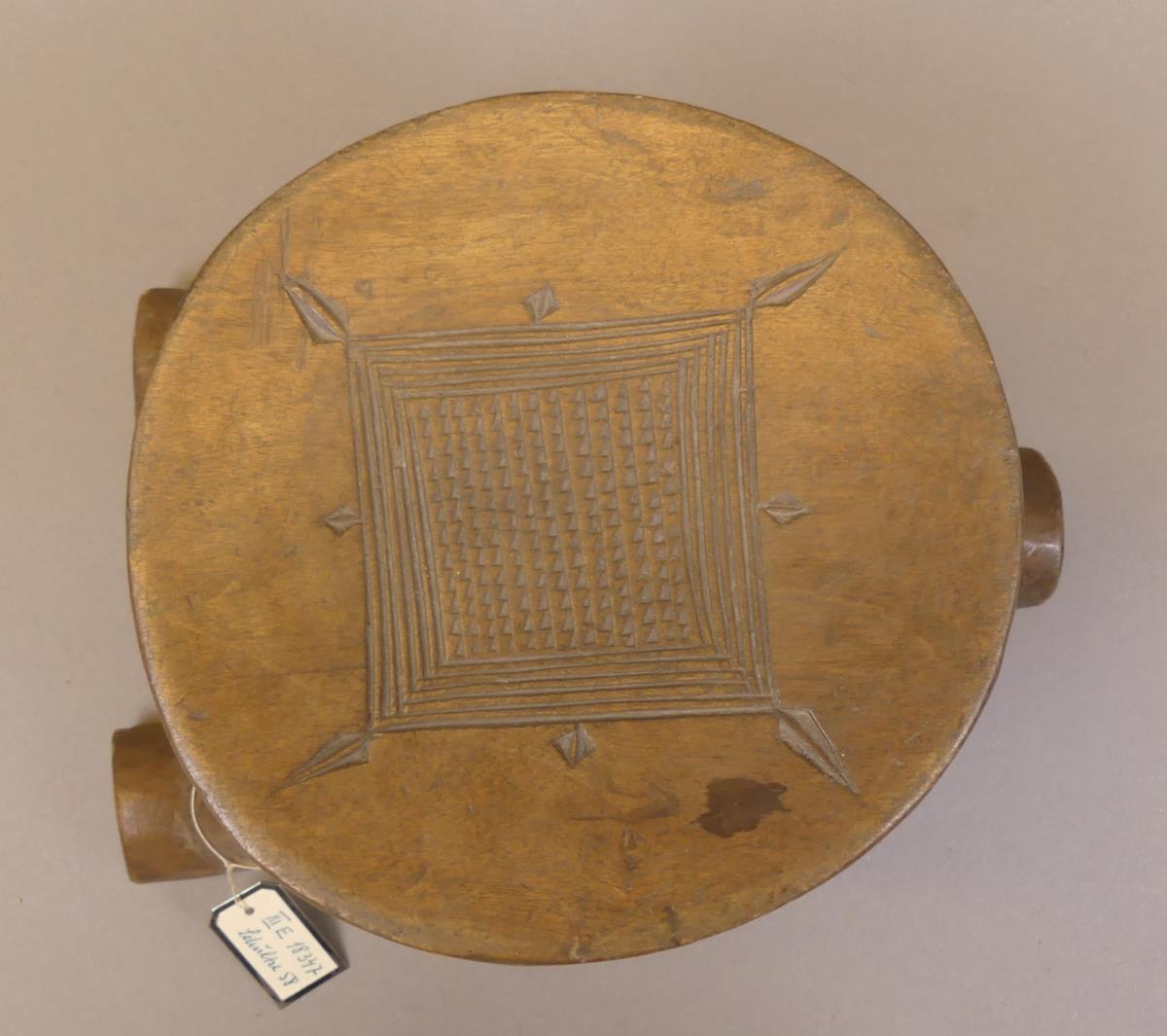 III E 18347