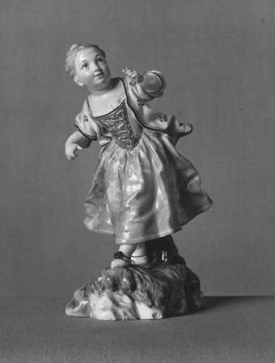 Lauschendes Mädchen
