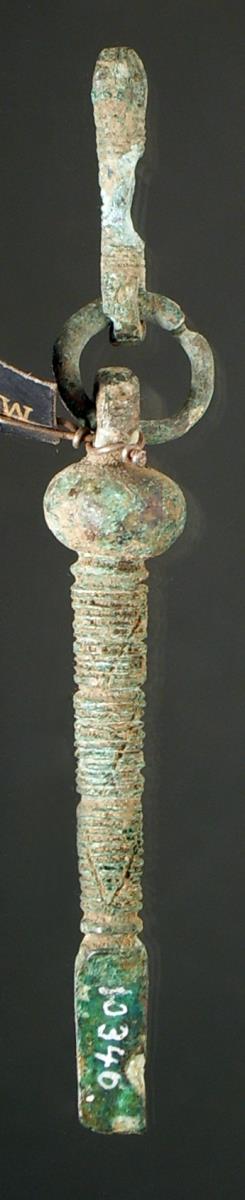 Ziernadel, abgebrochen