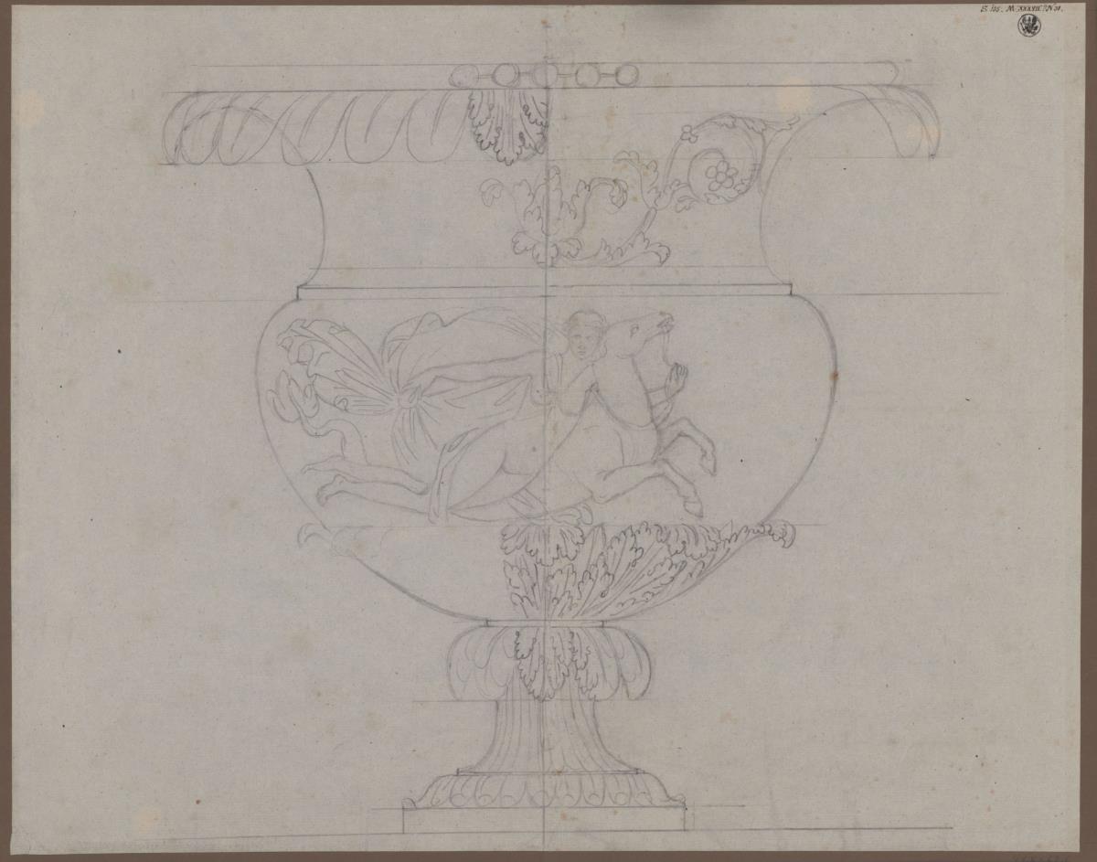 Vase mit Meeresross und Nymphe als Relief