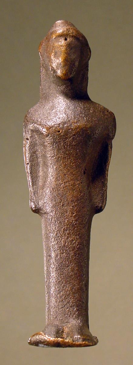 Archaische Statuette einer Frau in faltenlosem Gewand