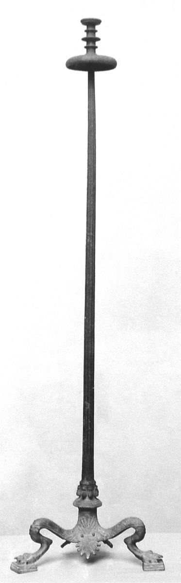 Kandelaber ohne Bekrönungsfigur