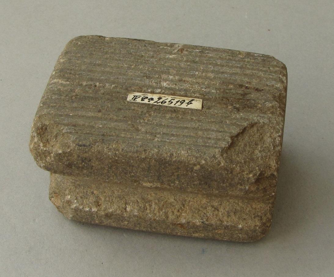 IV Ca 26519 b