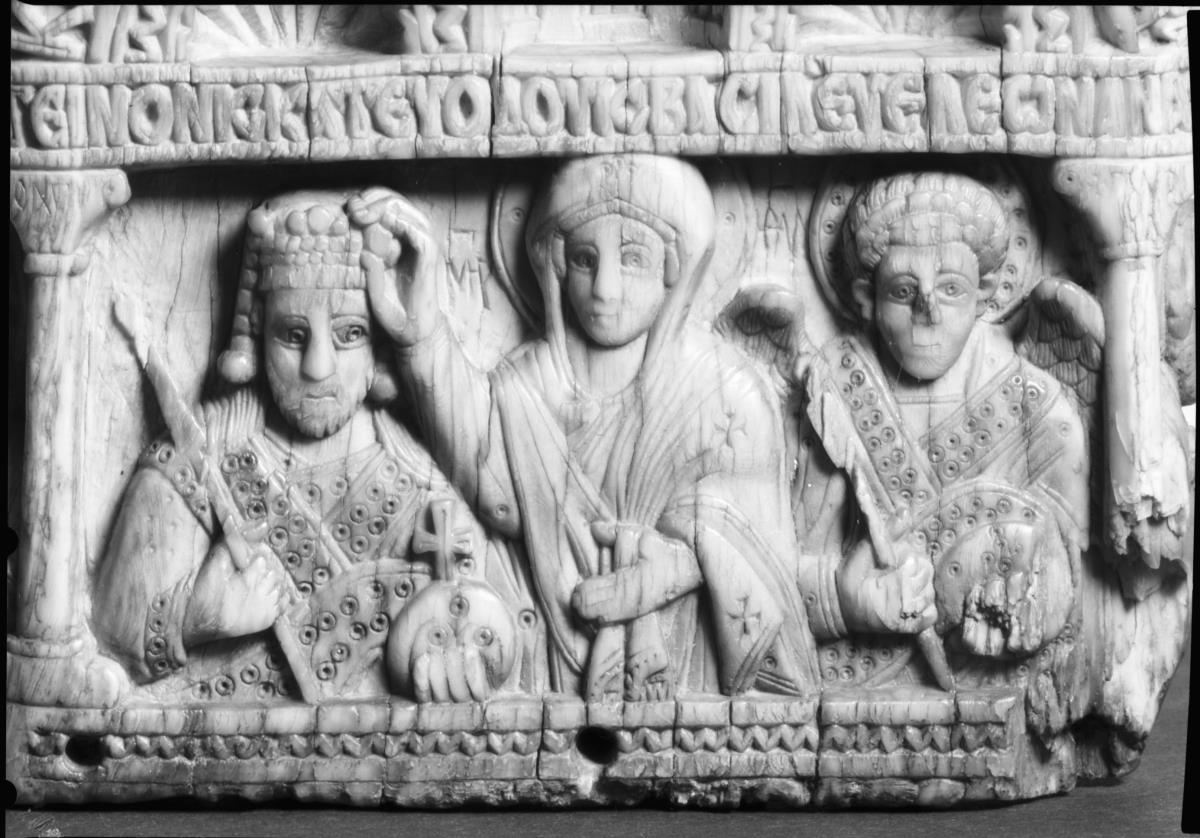Griff eines Kammes mit Kaiser Leon VI.