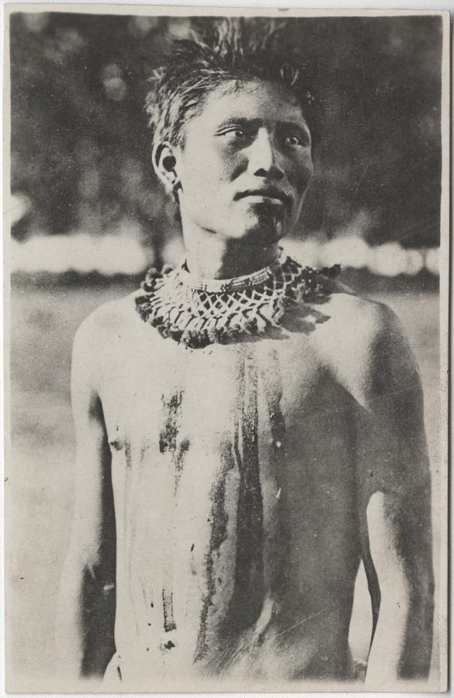 "Indio Chamacoco, 'Wèddi', Puerto 14 de Mayo"