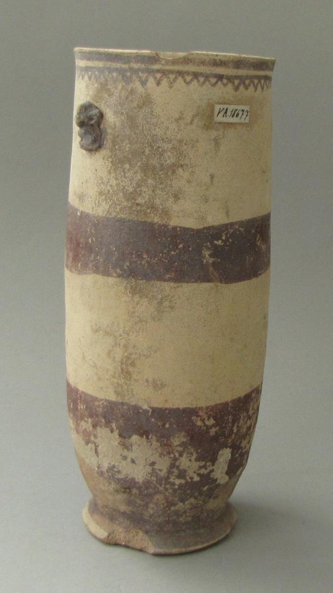 V A 18677