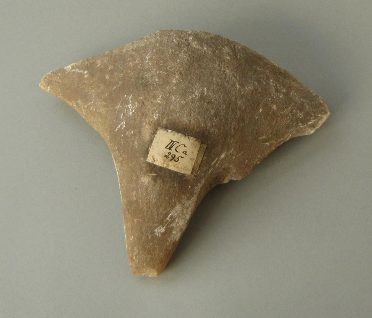 IV Ca 295