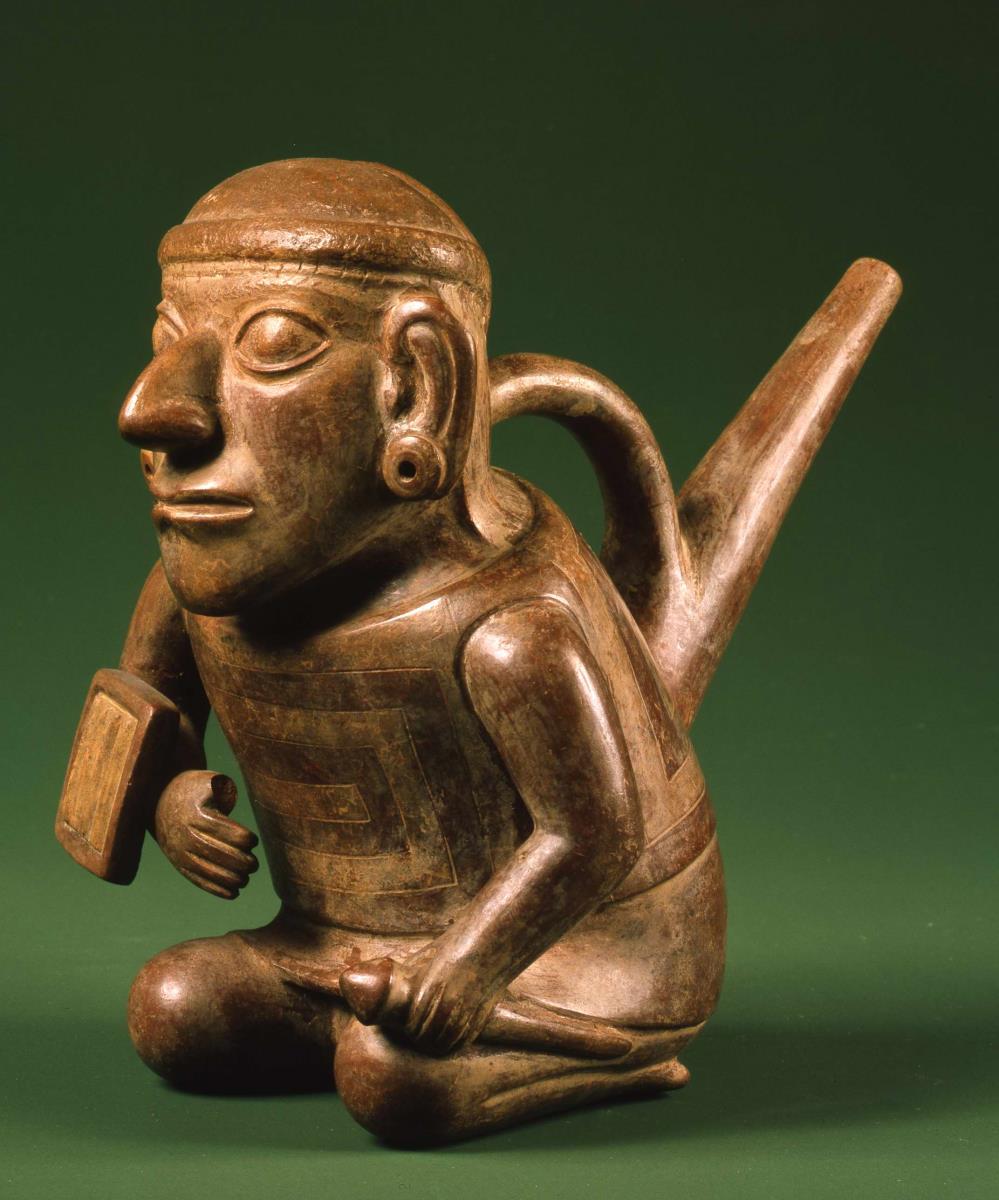 Sitzende anthropomorphe Figur