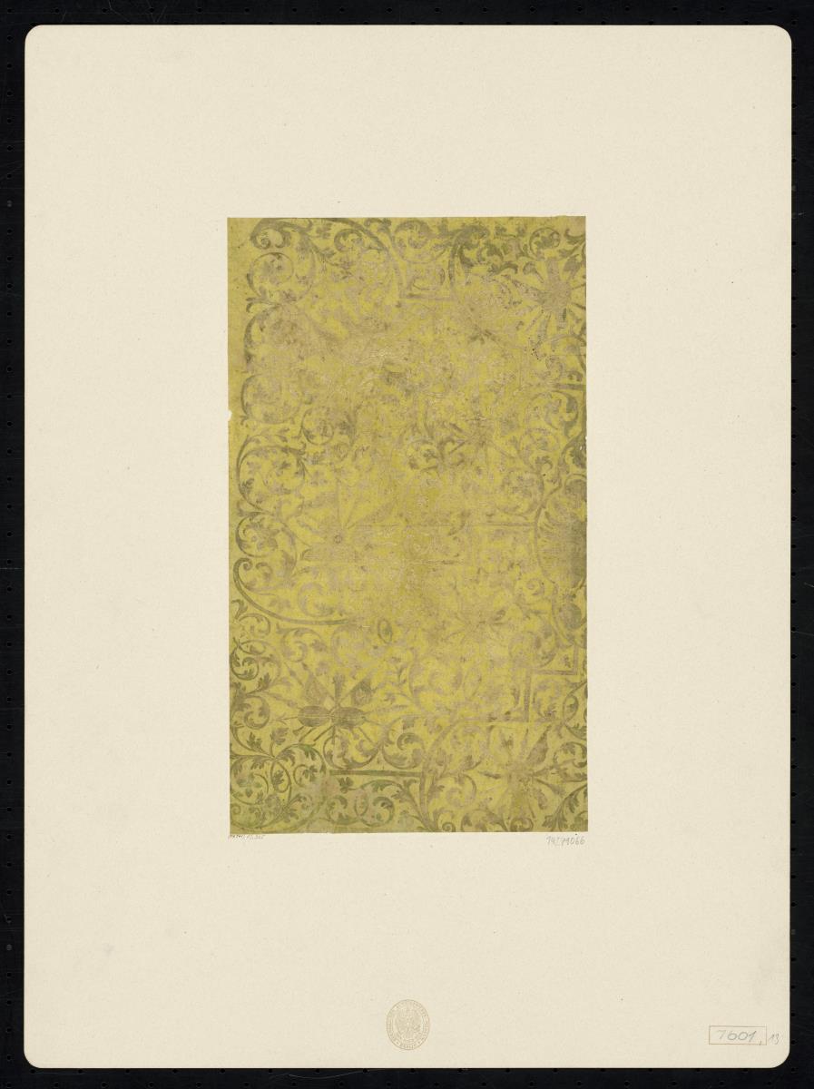 Brokatpapier (Bandelwerk und Akanthus mit Kriegsemblemen und Doppeladler)