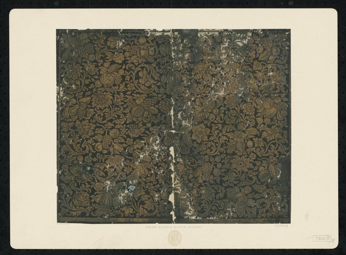 Brokatpapier (mittelgroße Ranken mit Blüten und Früchten)