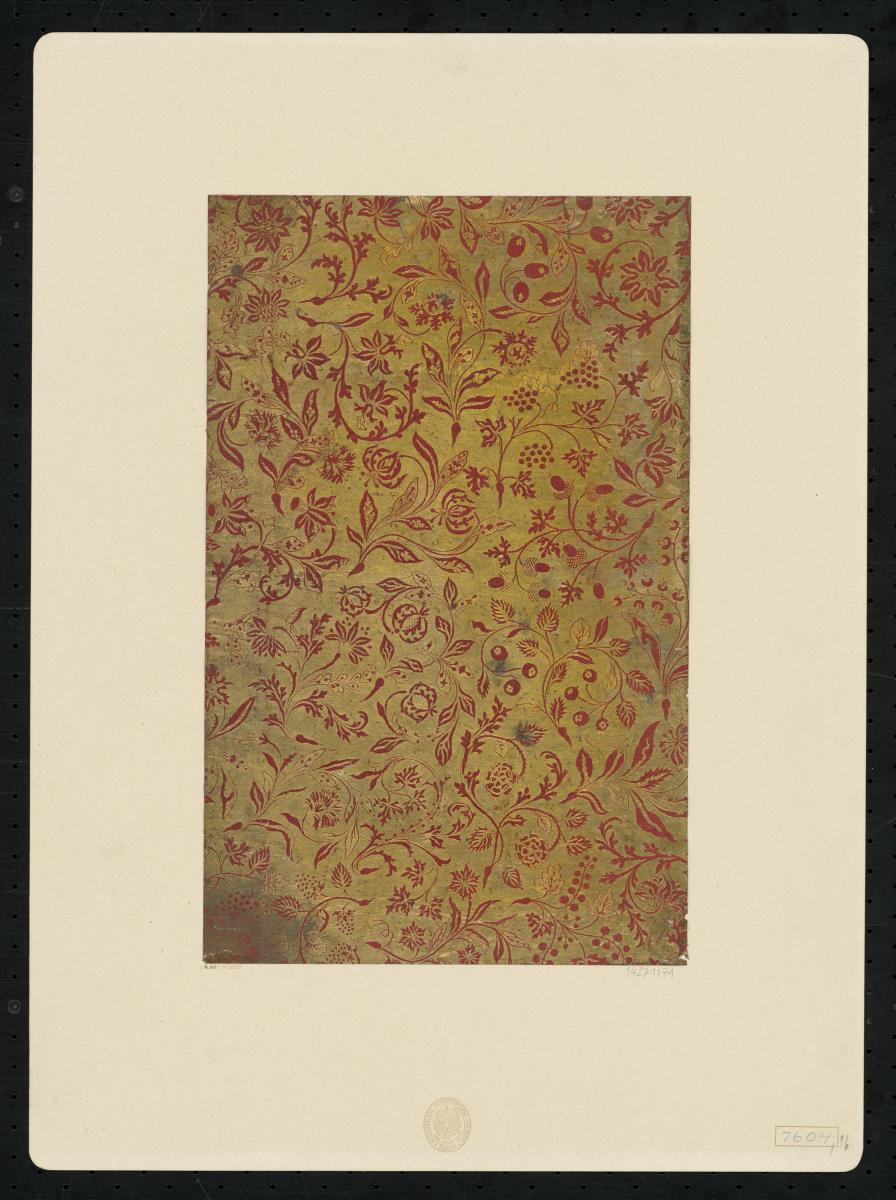 Brokatpapier (einzelne feine Ranken mit Blüten und Früchten)
