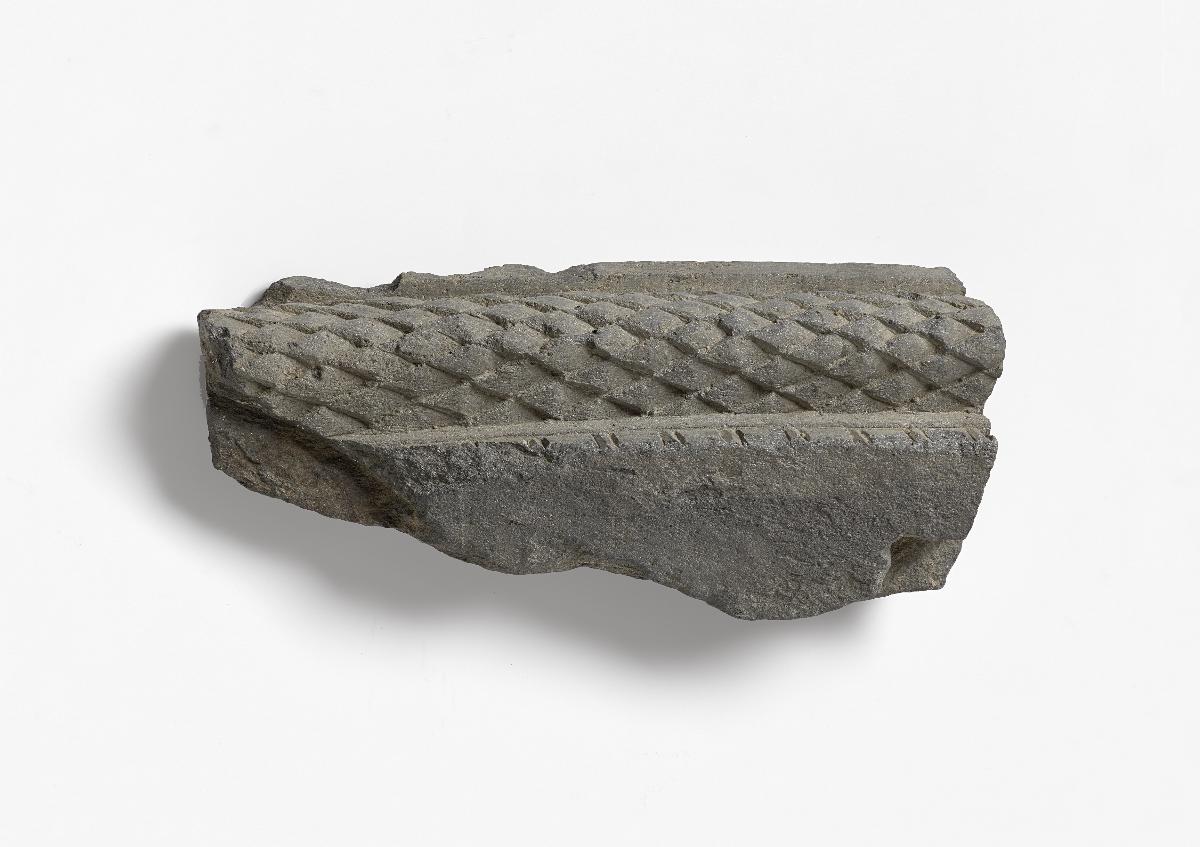 Schmuckfries (Fragment): Lorbeerblattgirlande